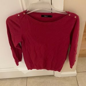 Womens 3/4 length sleeve g2000 top size 36 (M) in red raspberry color wool blend